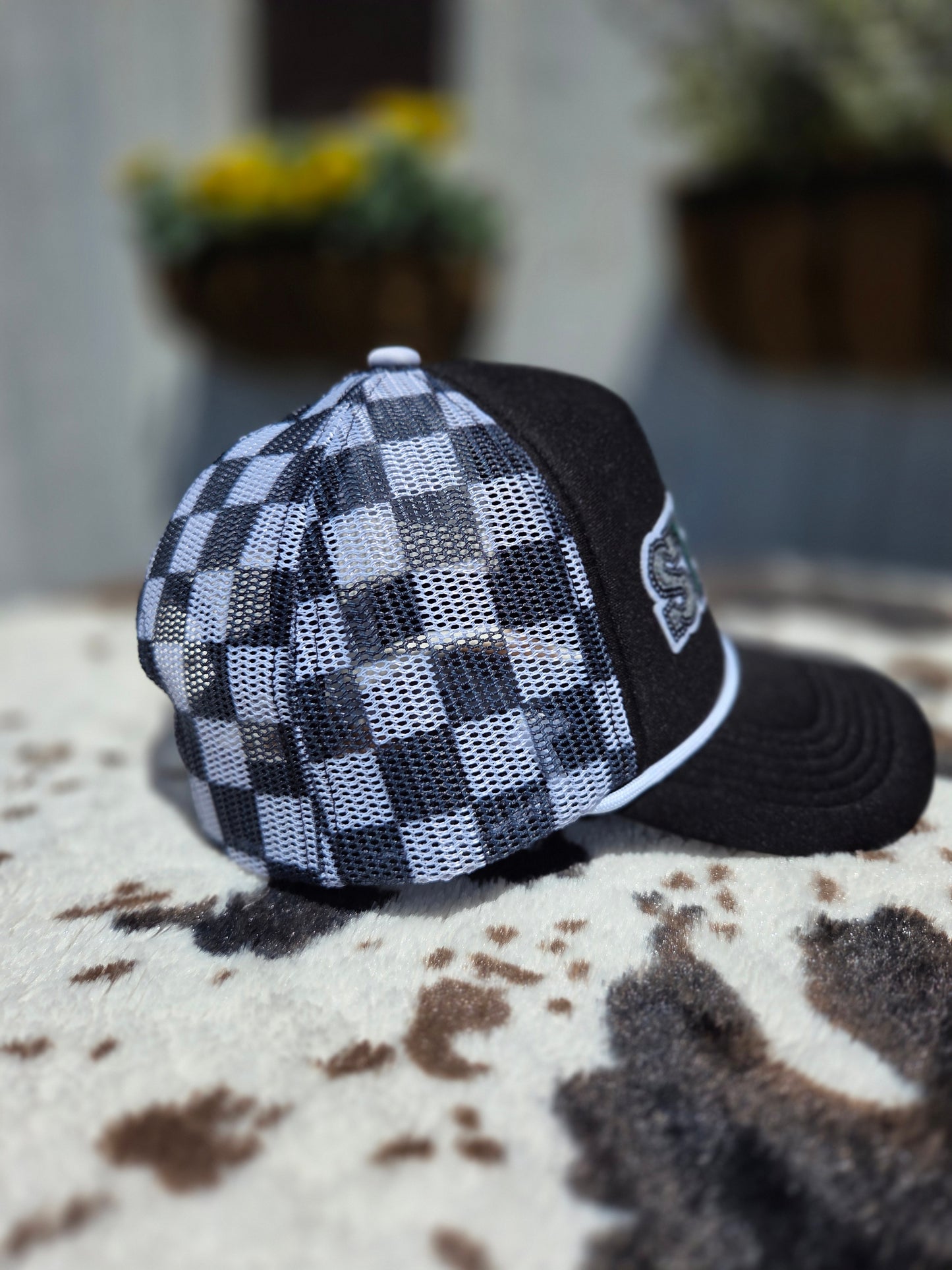 Show Animal Mesh Foam Trucker Hat