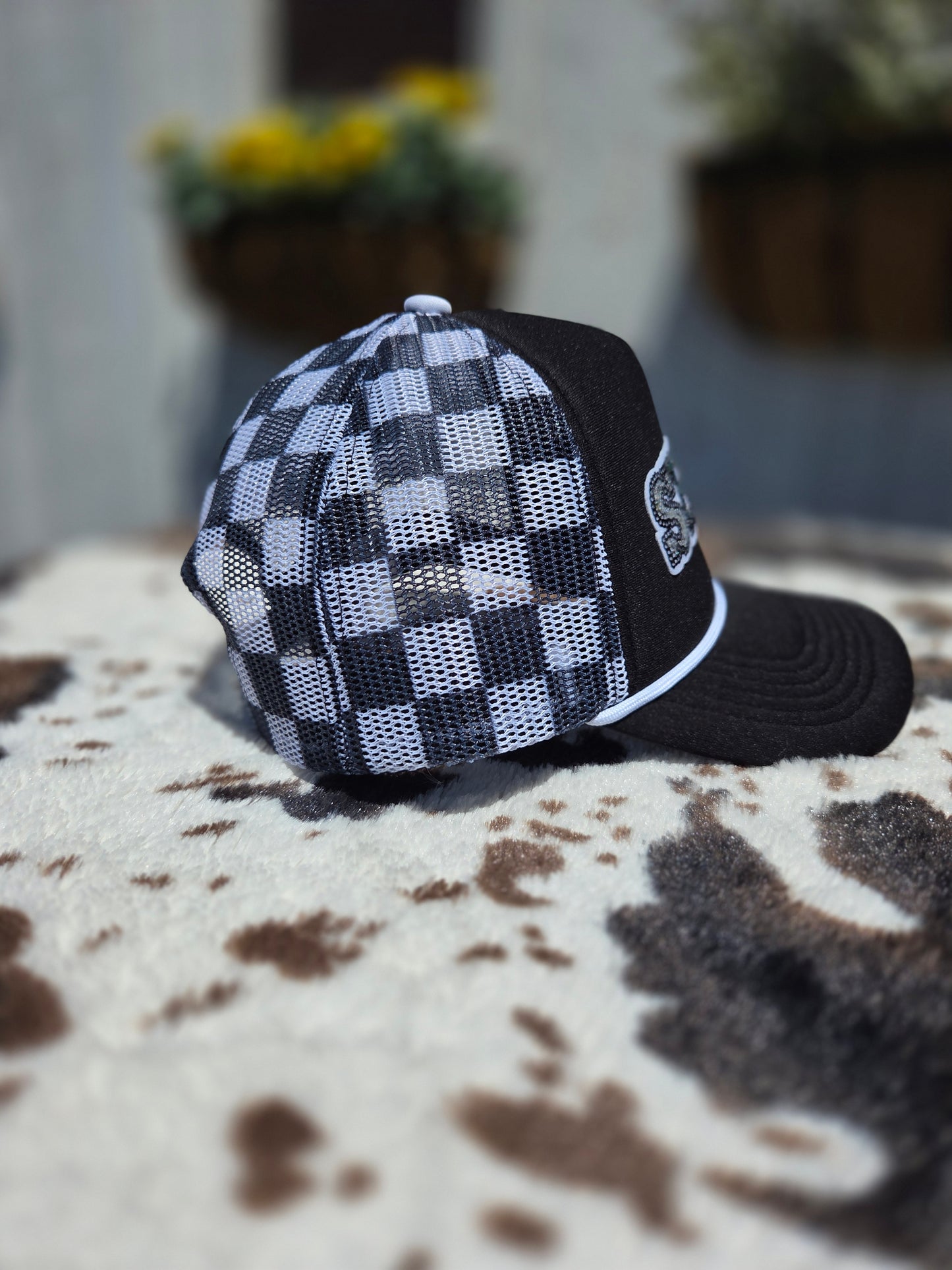 Show Animal Mesh Foam Trucker Hat